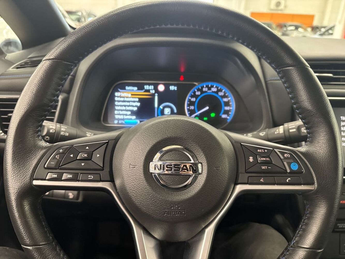 Nissan Leaf vaihtoauto