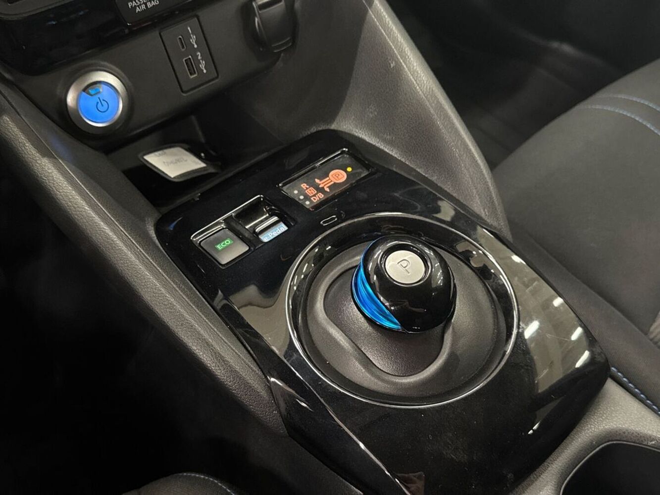 Nissan Leaf vaihtoauto