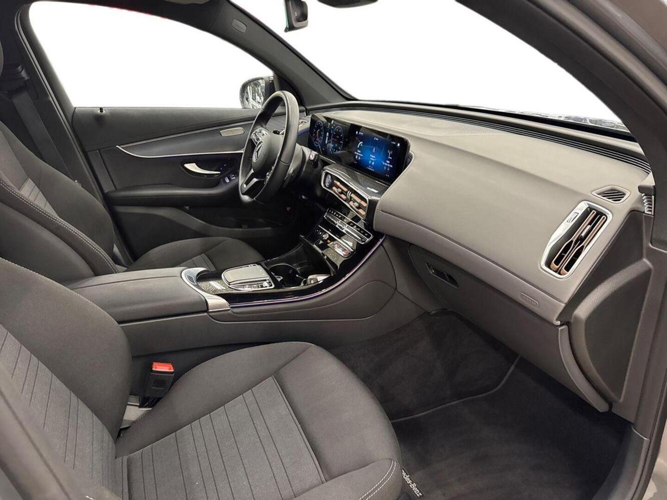 Mercedes-Benz EQC vaihtoauto