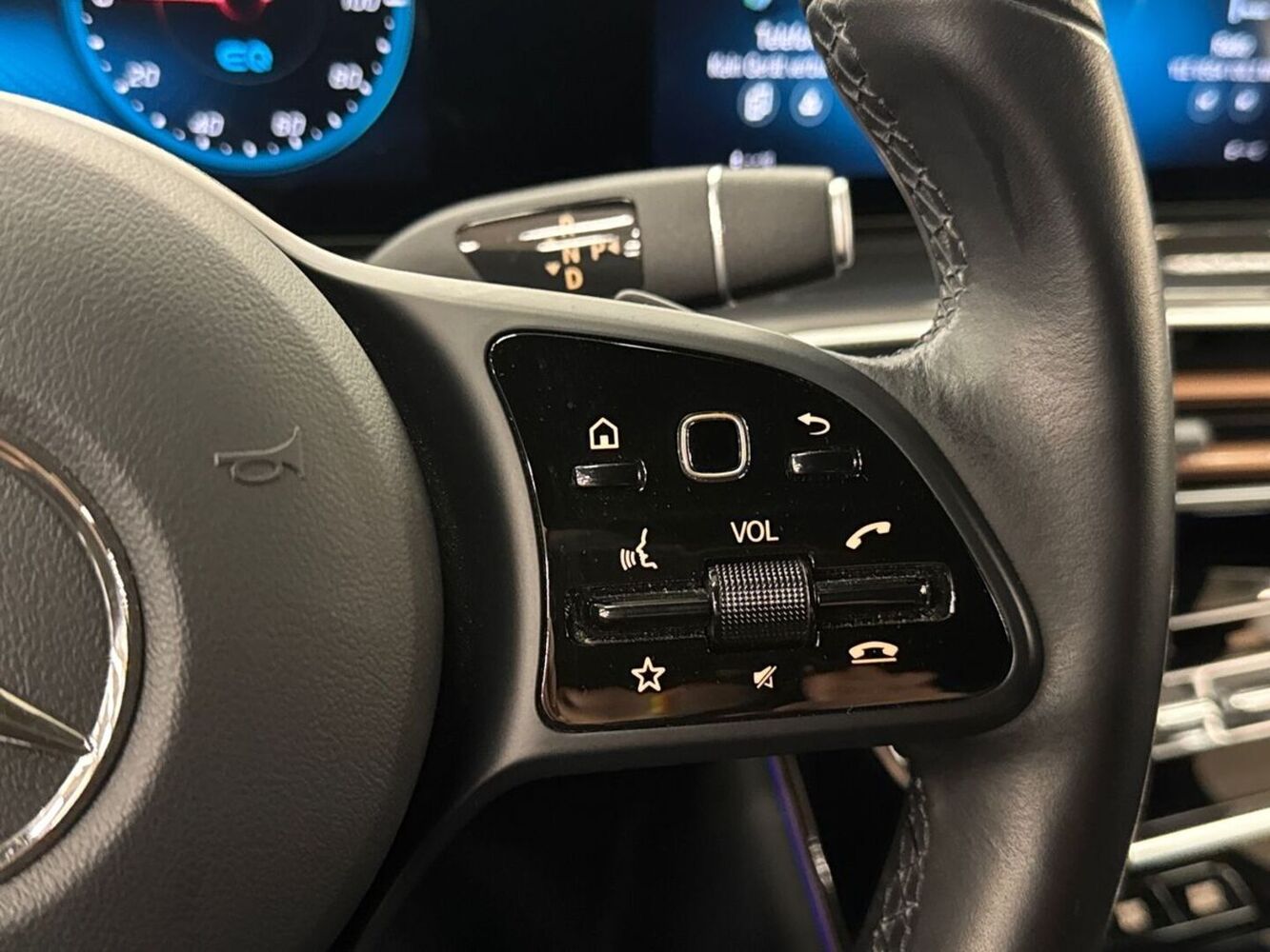 Mercedes-Benz EQC vaihtoauto