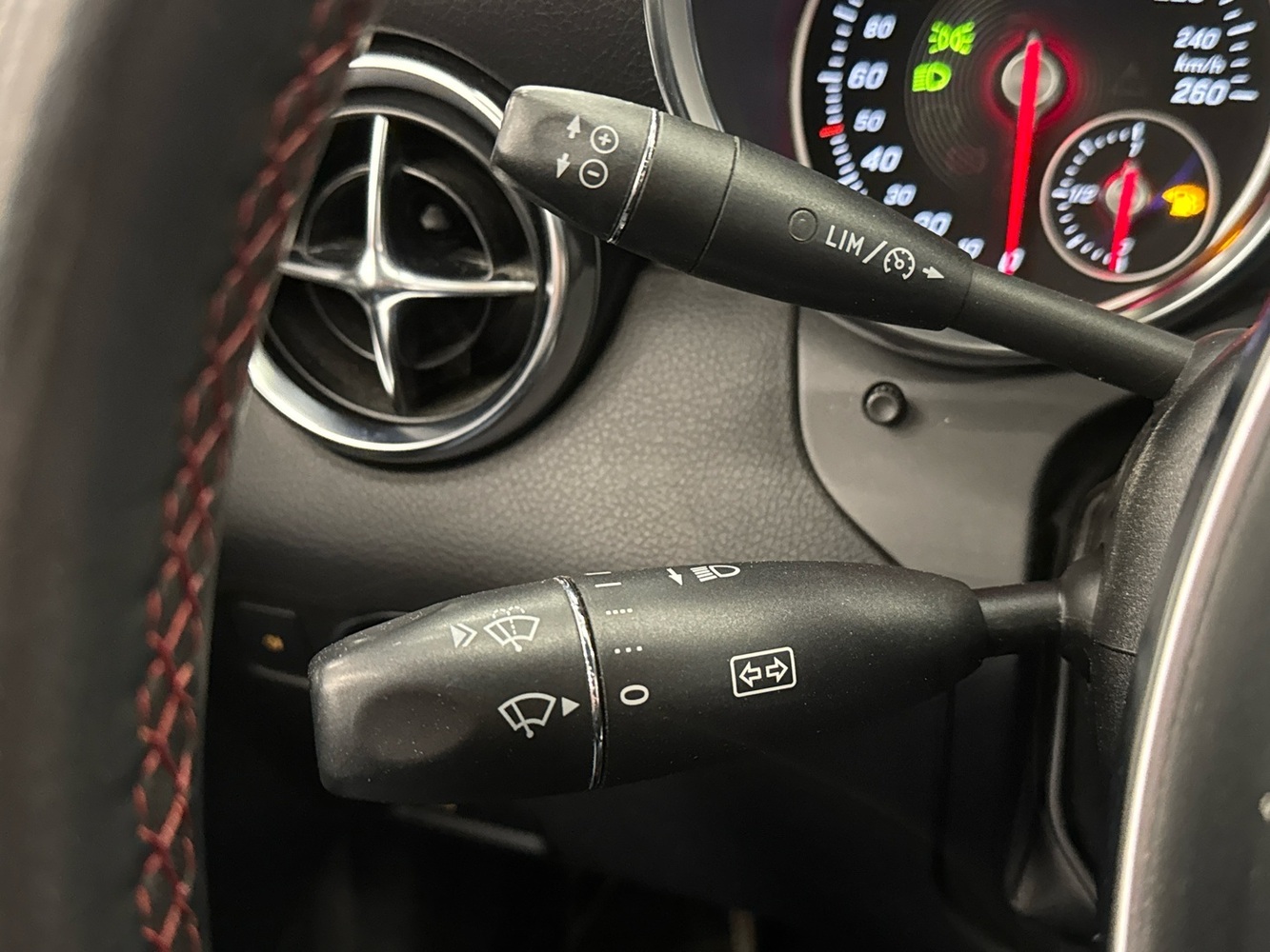 Mercedes-Benz SLK vaihtoauto