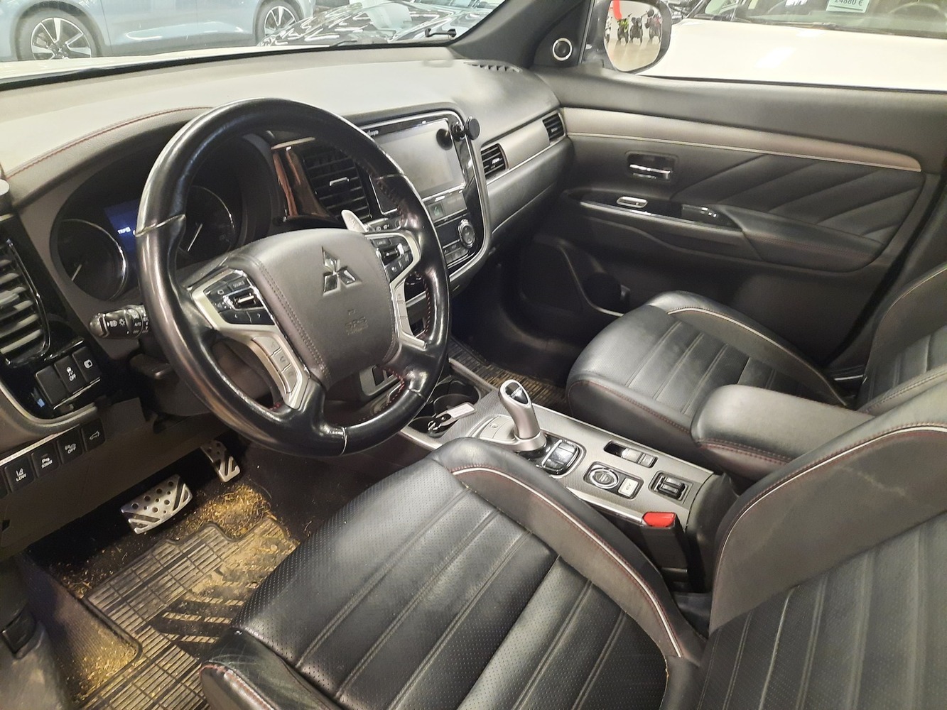 Mitsubishi Outlander PHEV vaihtoauto