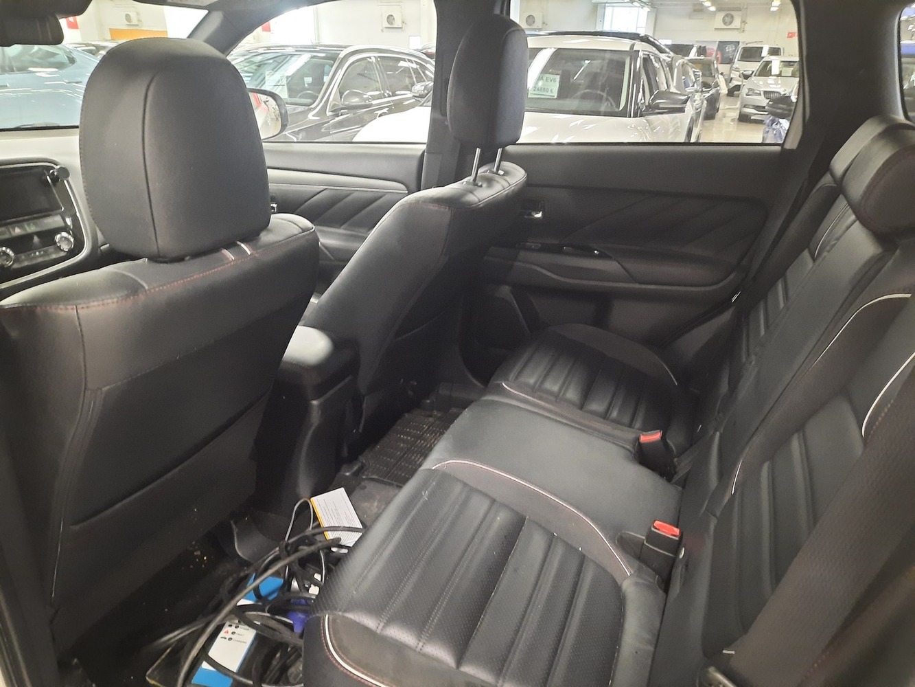 Mitsubishi Outlander PHEV vaihtoauto