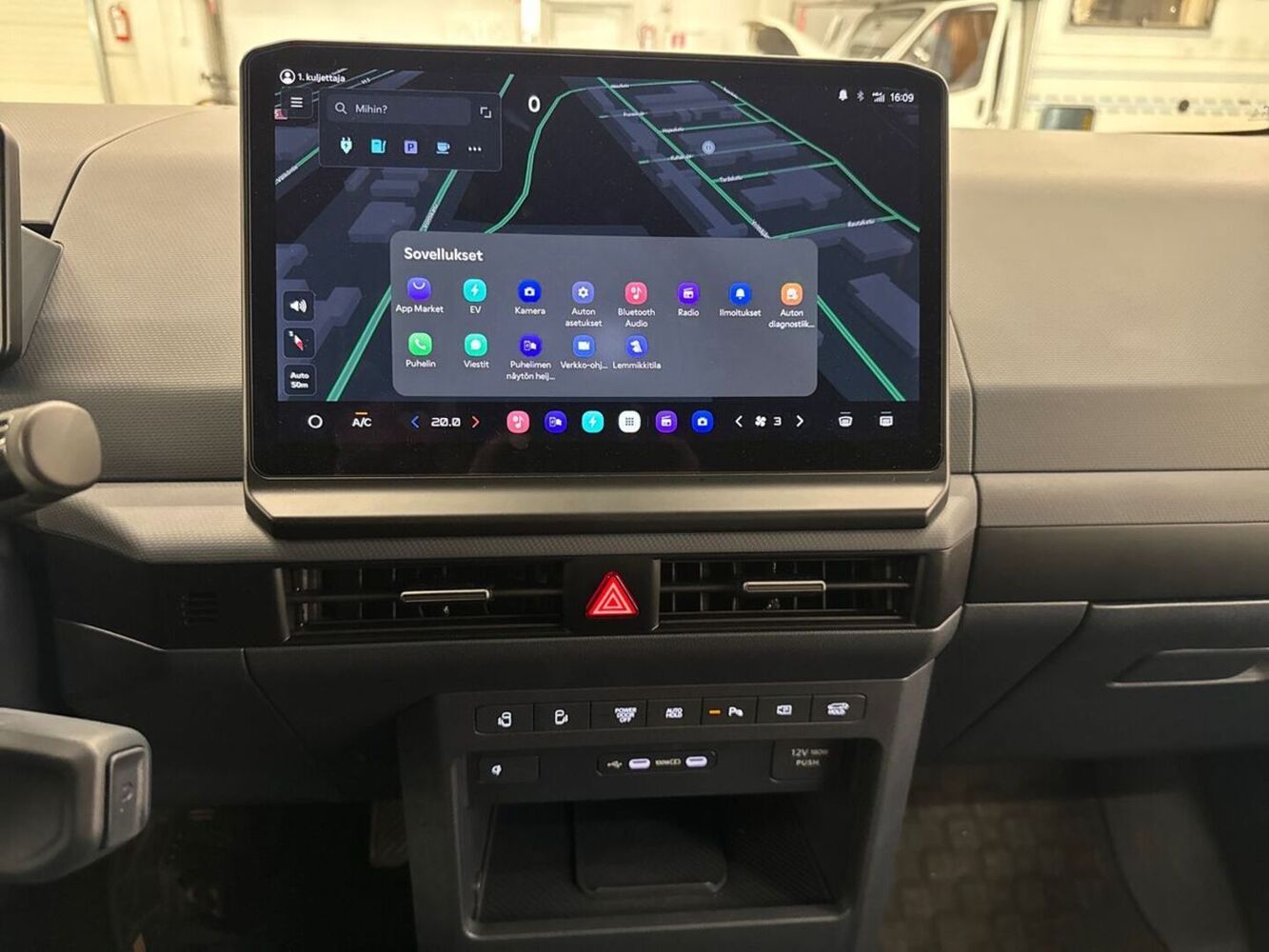 Kia PV5 vaihtoauto