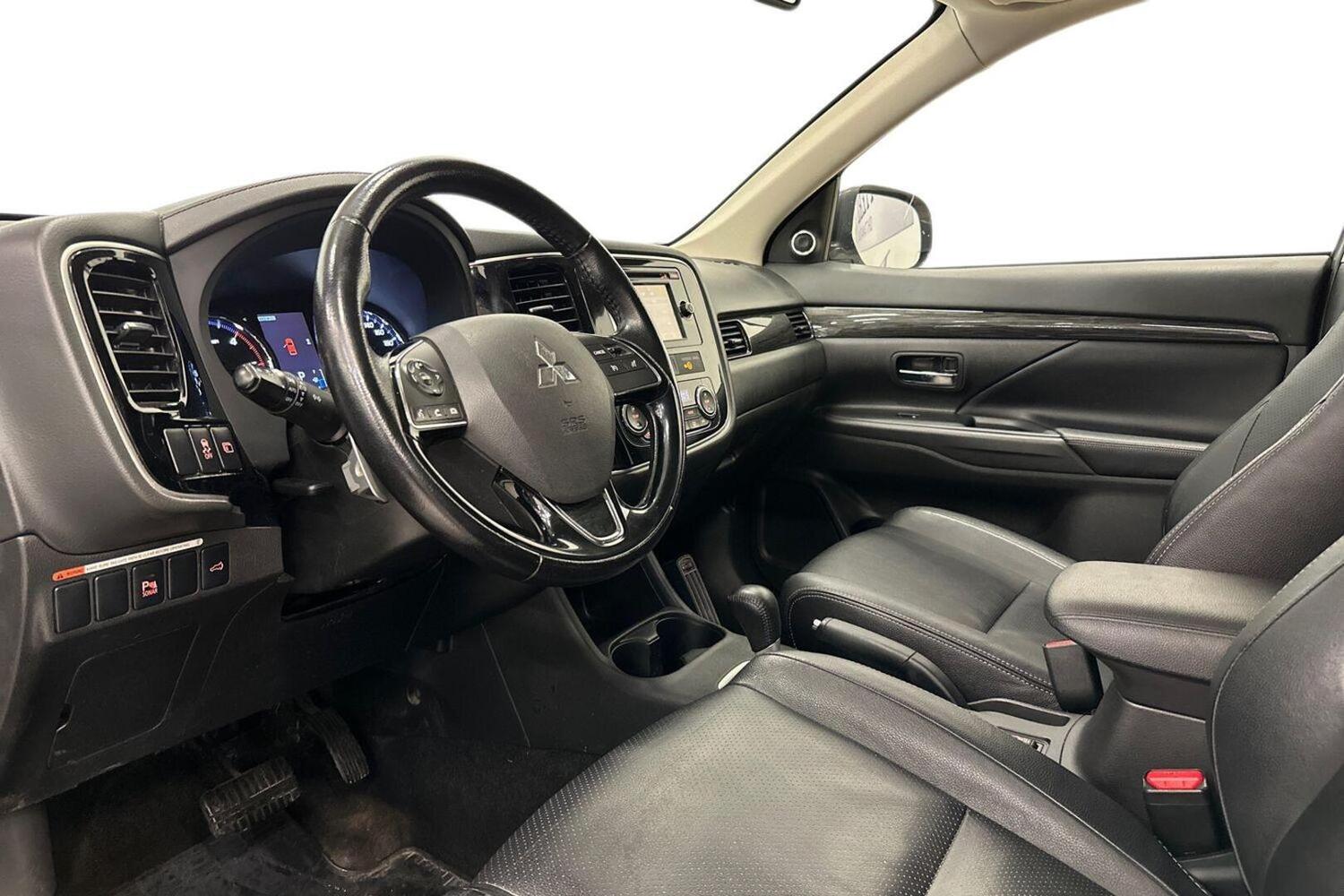 Mitsubishi Outlander vaihtoauto