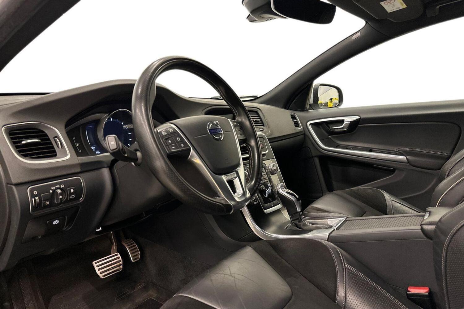 Volvo V60 vaihtoauto
