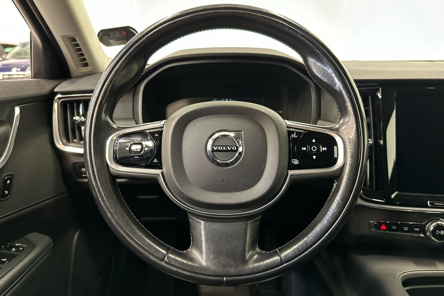 Volvo V90 Cross Country vaihtoauto