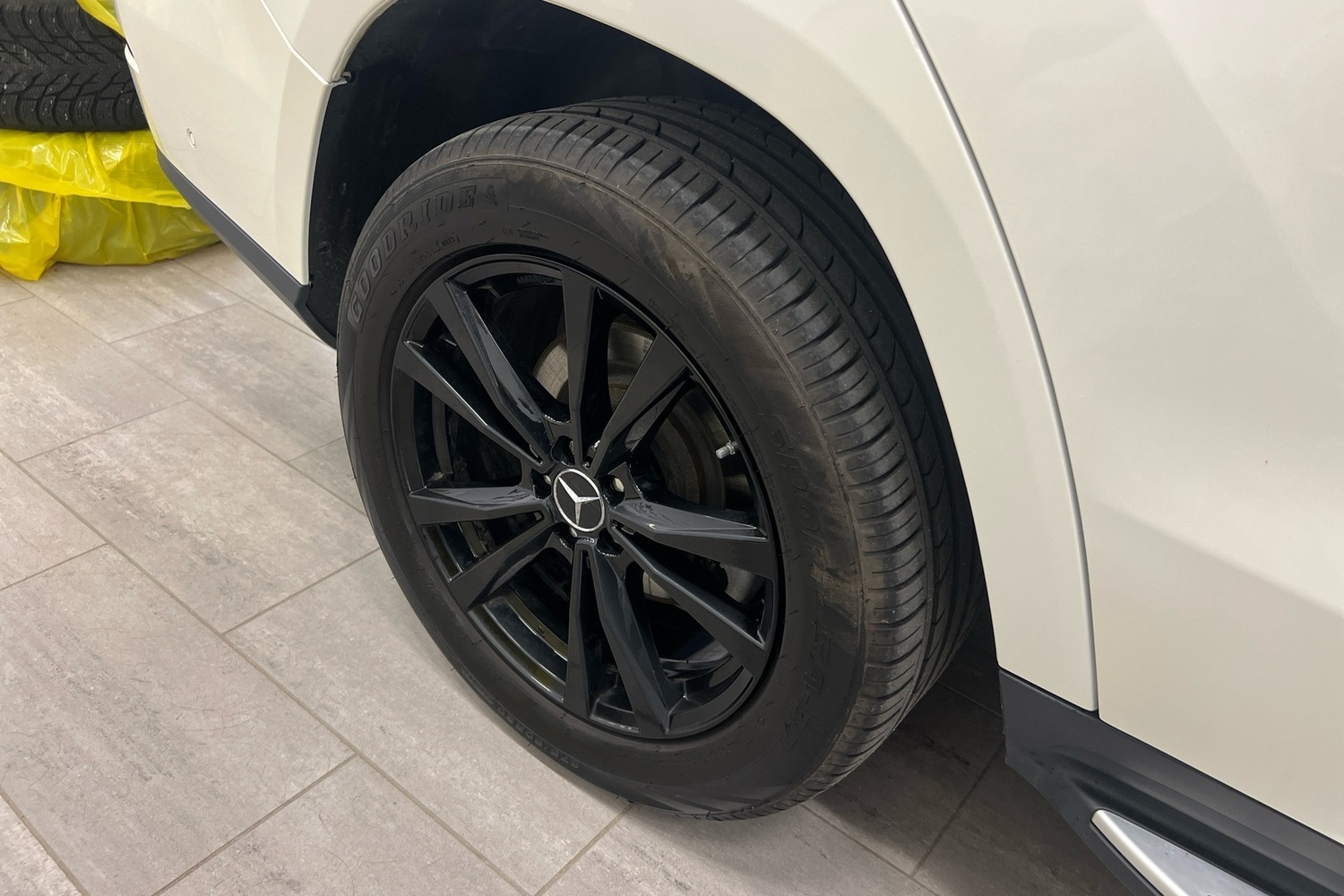 Mercedes-Benz GLS vaihtoauto