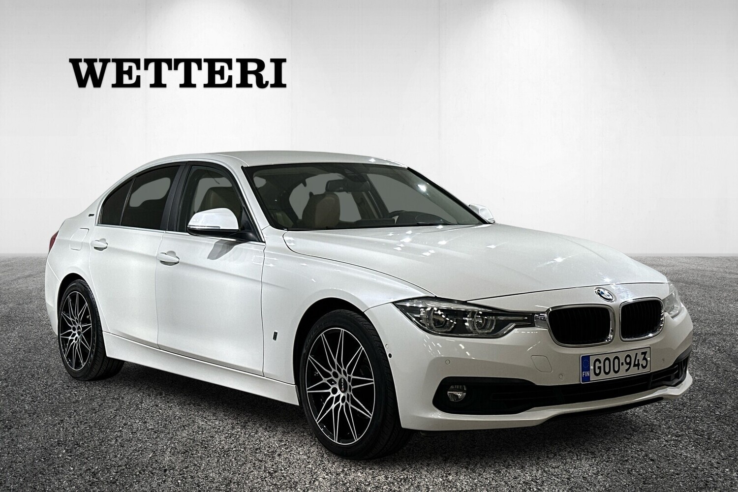 BMW 330 vaihtoauto