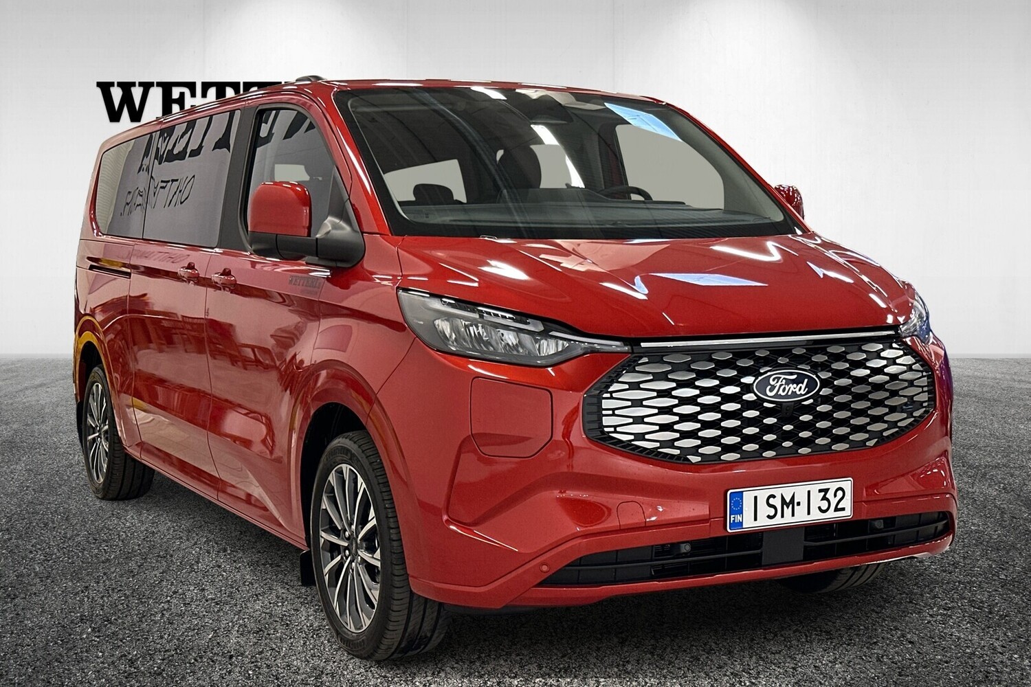 Ford Tourneo Custom vaihtoauto