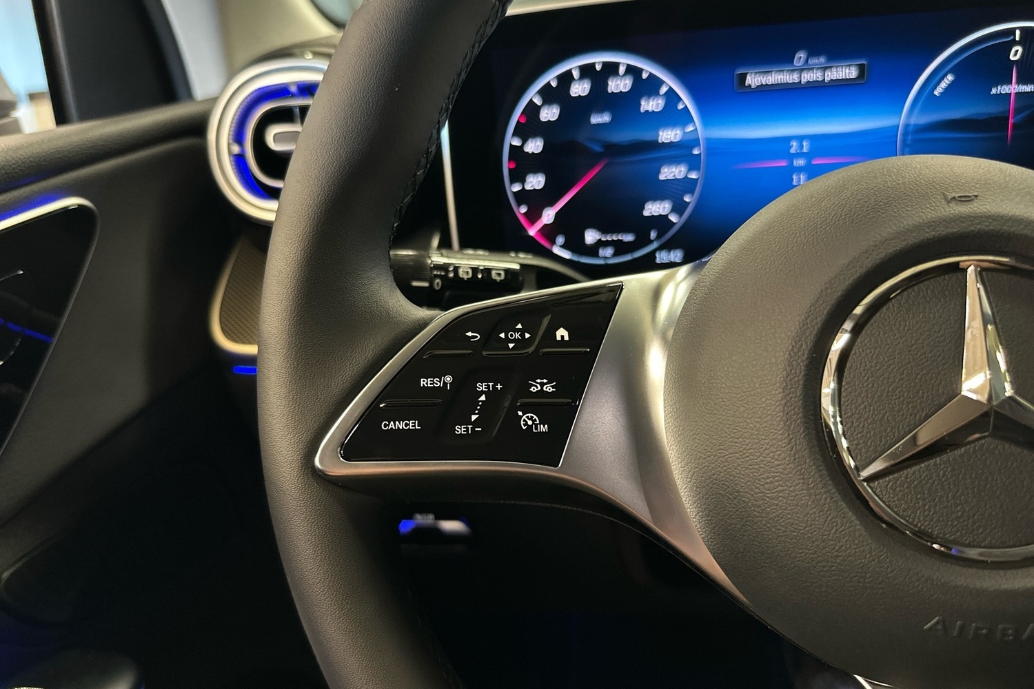 Mercedes-Benz GLC vaihtoauto