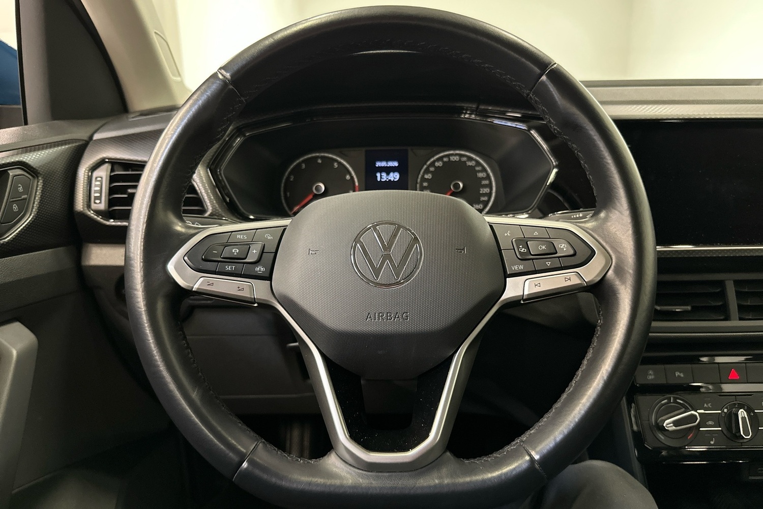 Volkswagen T-Cross vaihtoauto
