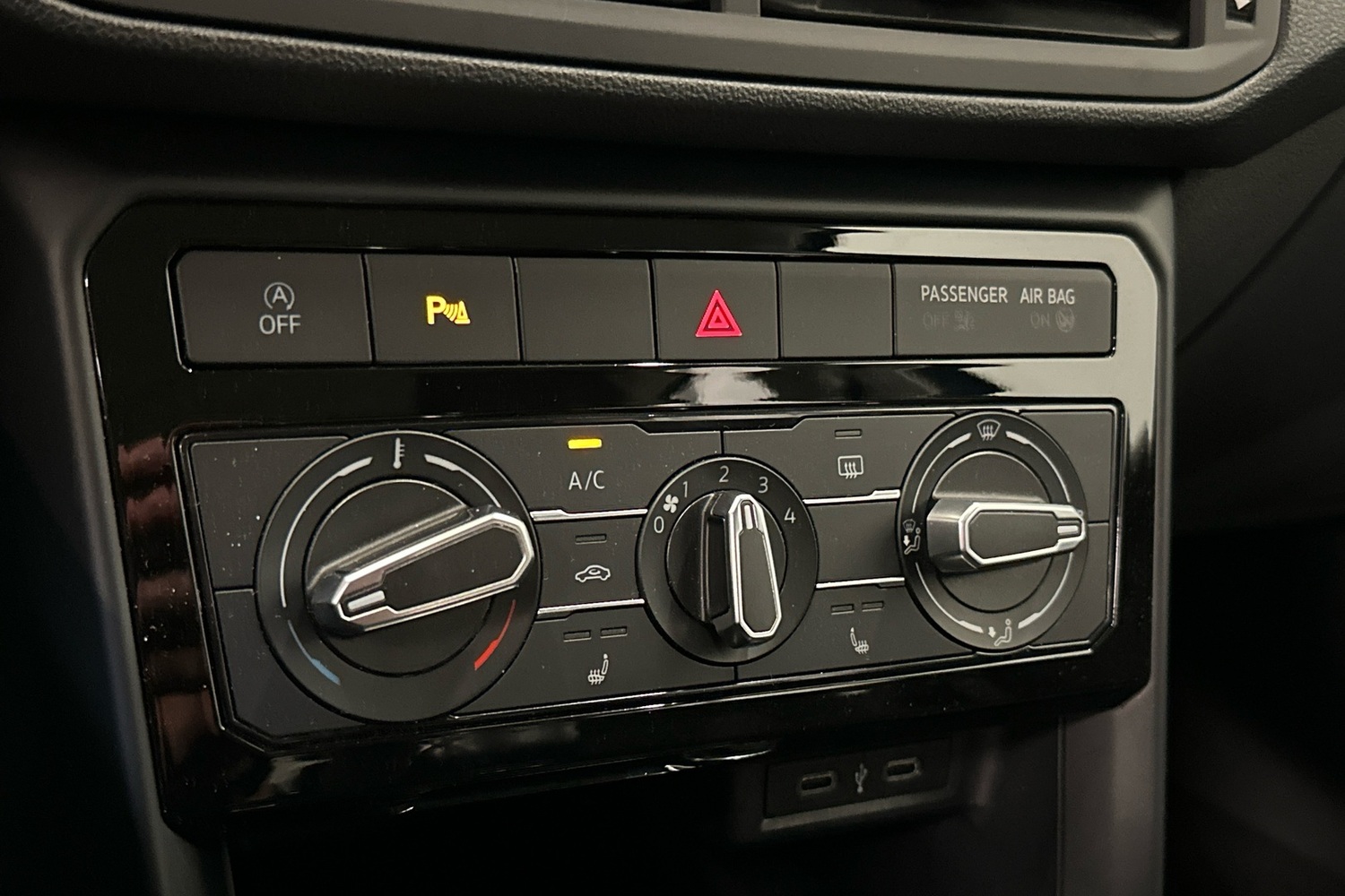 Volkswagen T-Cross vaihtoauto