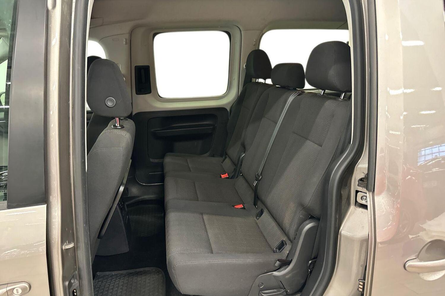 Volkswagen Caddy Maxi vaihtoauto