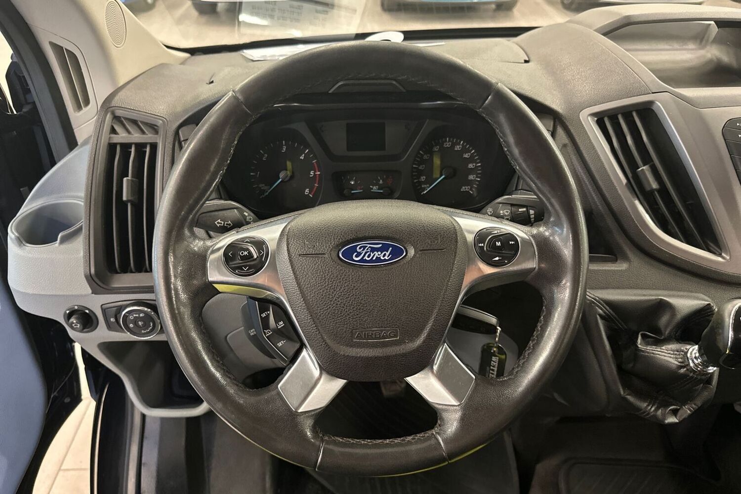 Ford Transit vaihtoauto