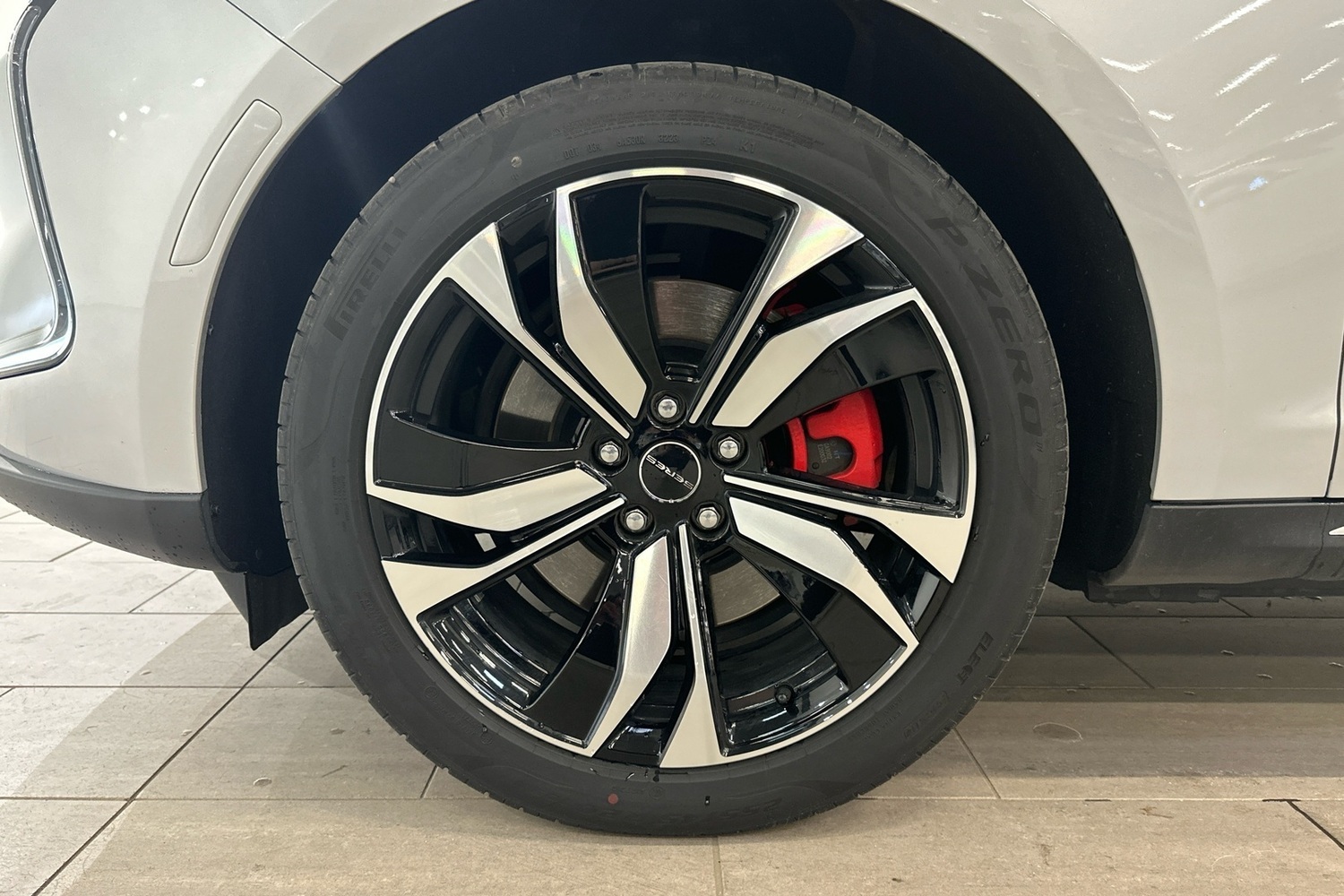 Seres 5 vaihtoauto
