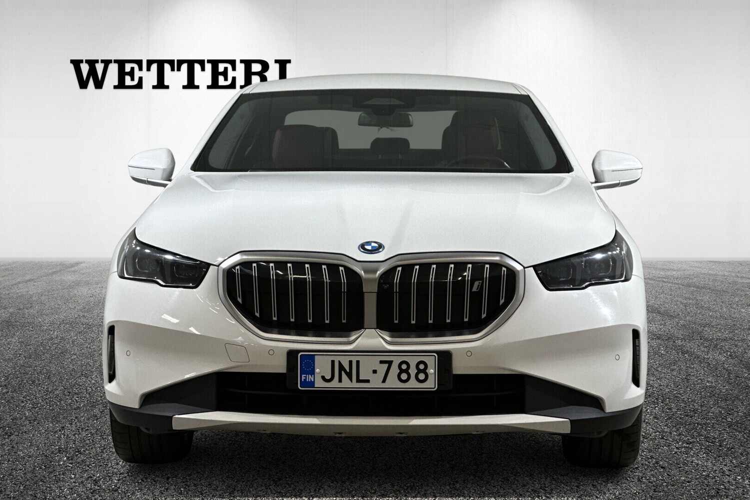 BMW i5 vaihtoauto