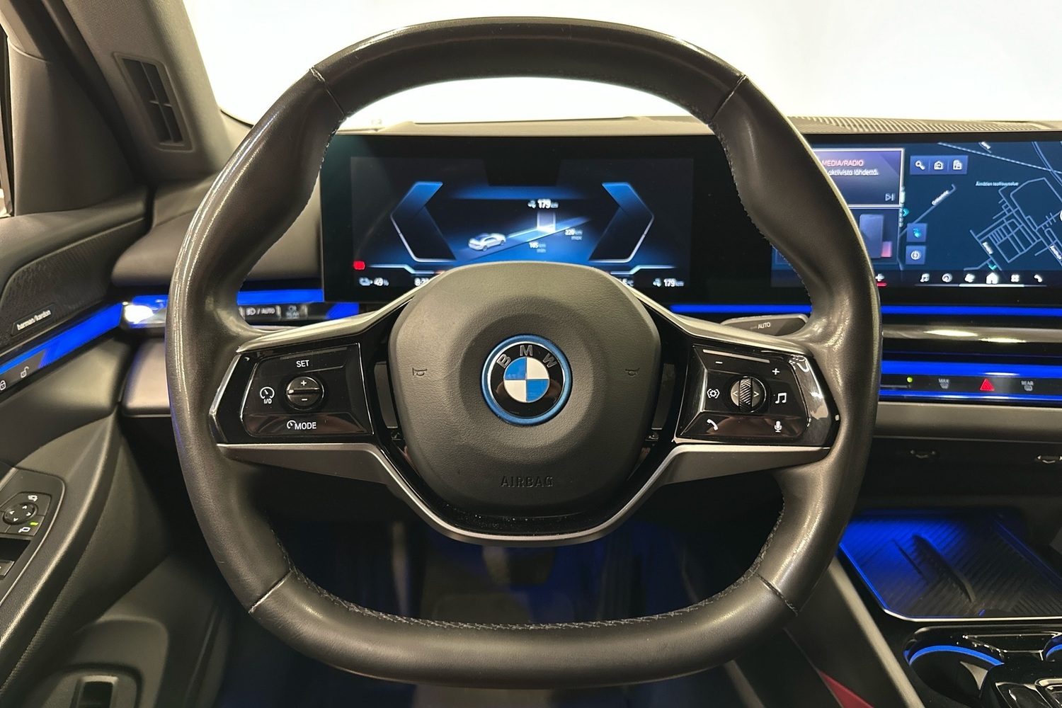 BMW i5 vaihtoauto