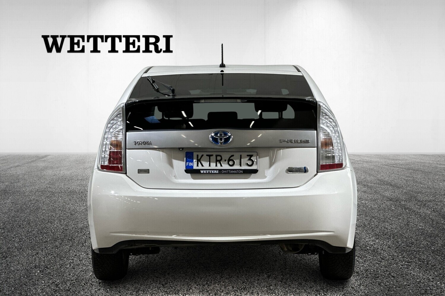 Toyota Prius Plug-in vaihtoauto