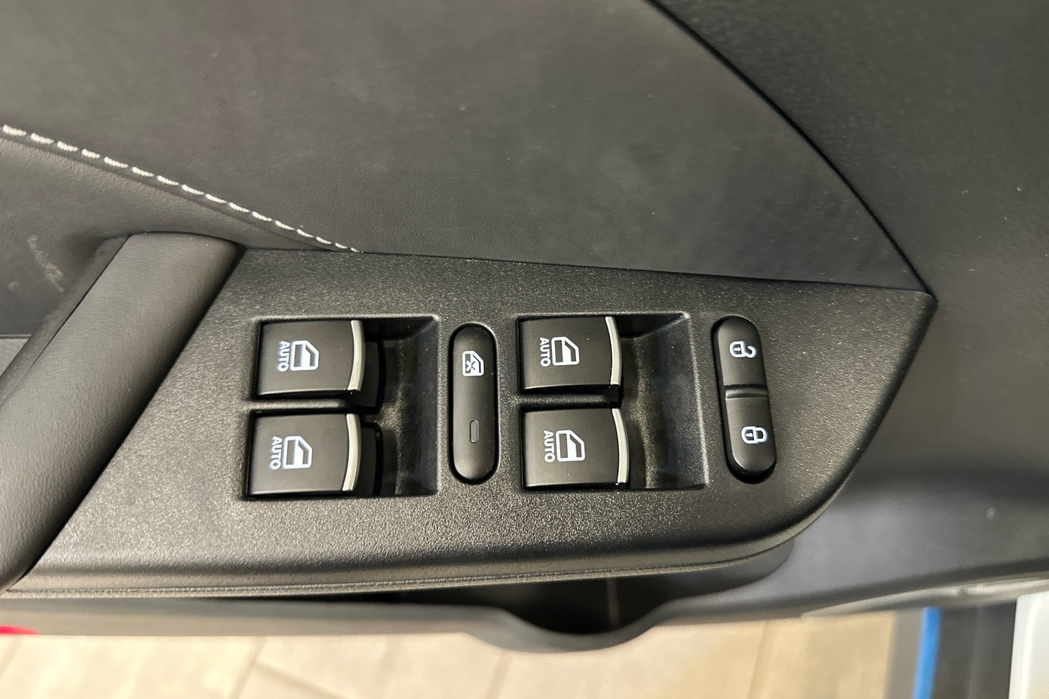 Seres 3 vaihtoauto