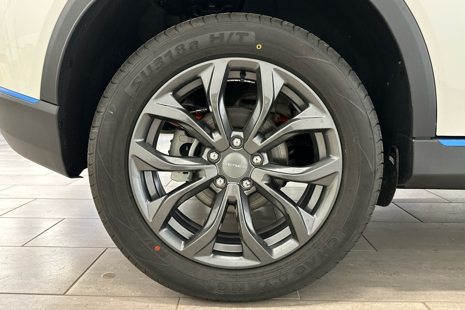 Seres 3 vaihtoauto
