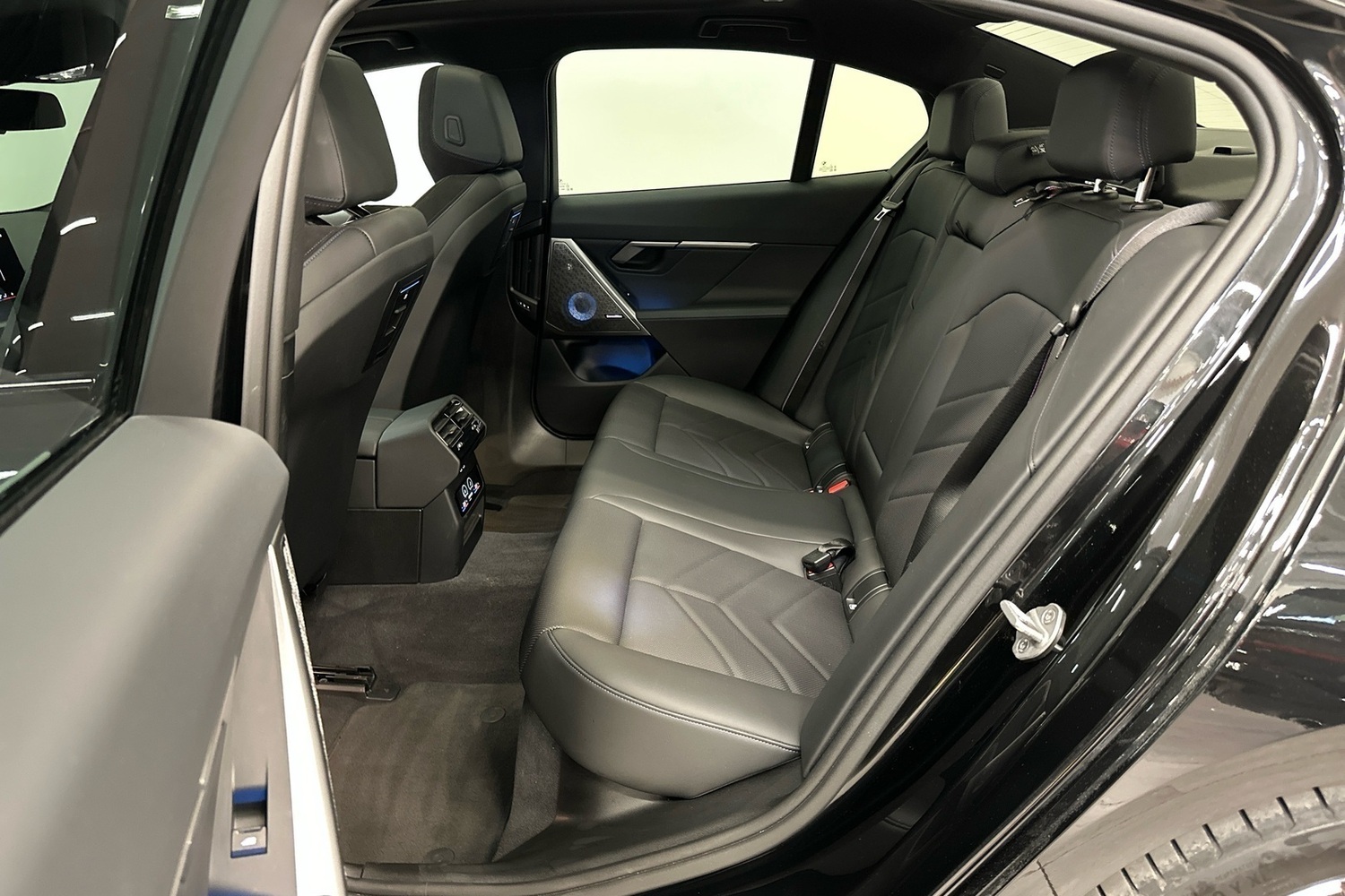 BMW i5 M60 vaihtoauto