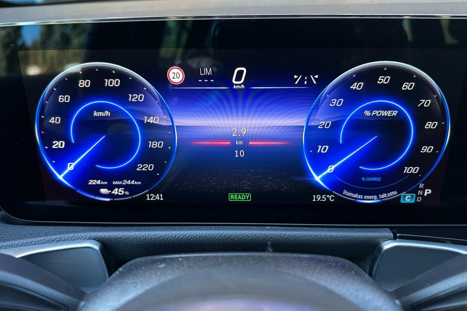 Mercedes-Benz EQB vaihtoauto