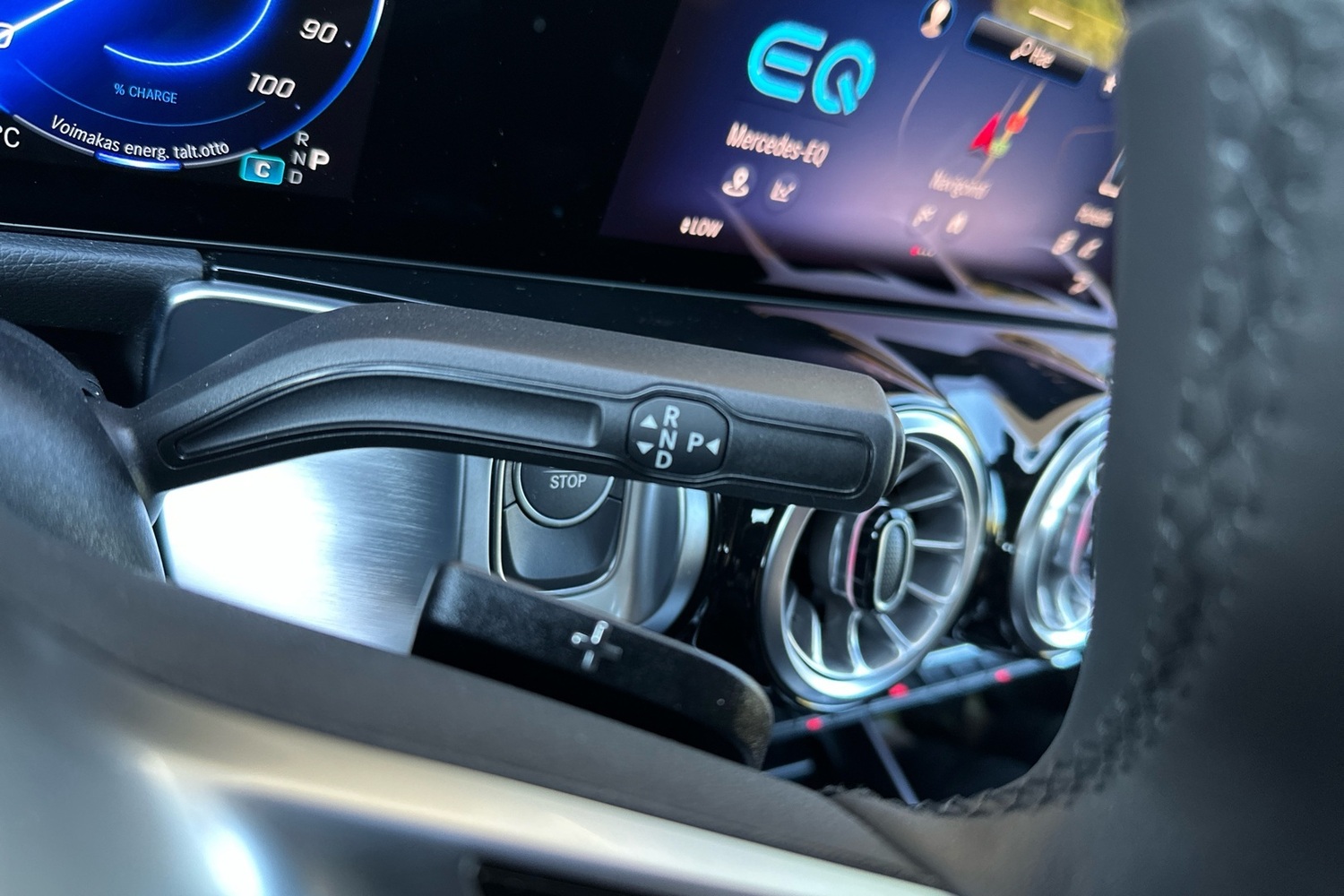 Mercedes-Benz EQB vaihtoauto