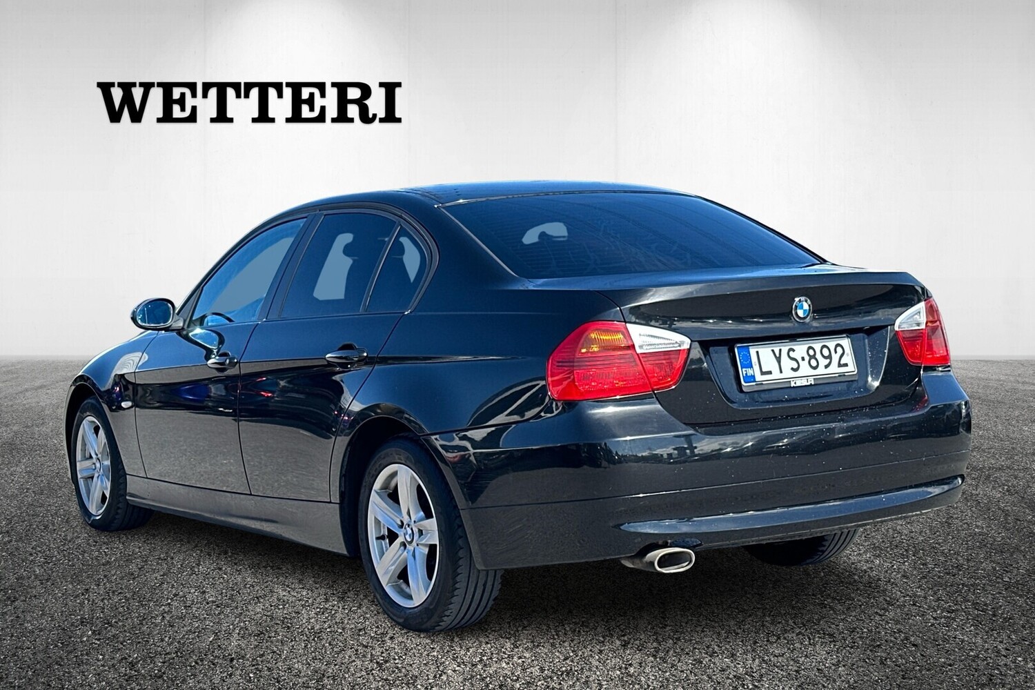 BMW 320 vaihtoauto