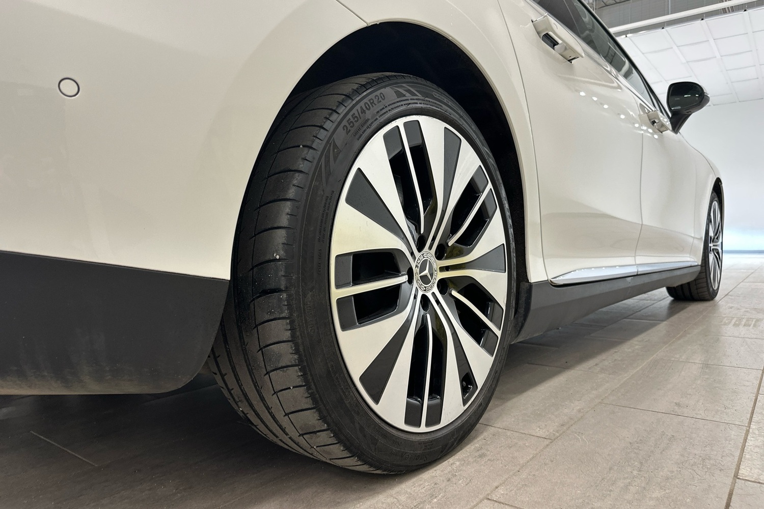 Mercedes-Benz EQE vaihtoauto