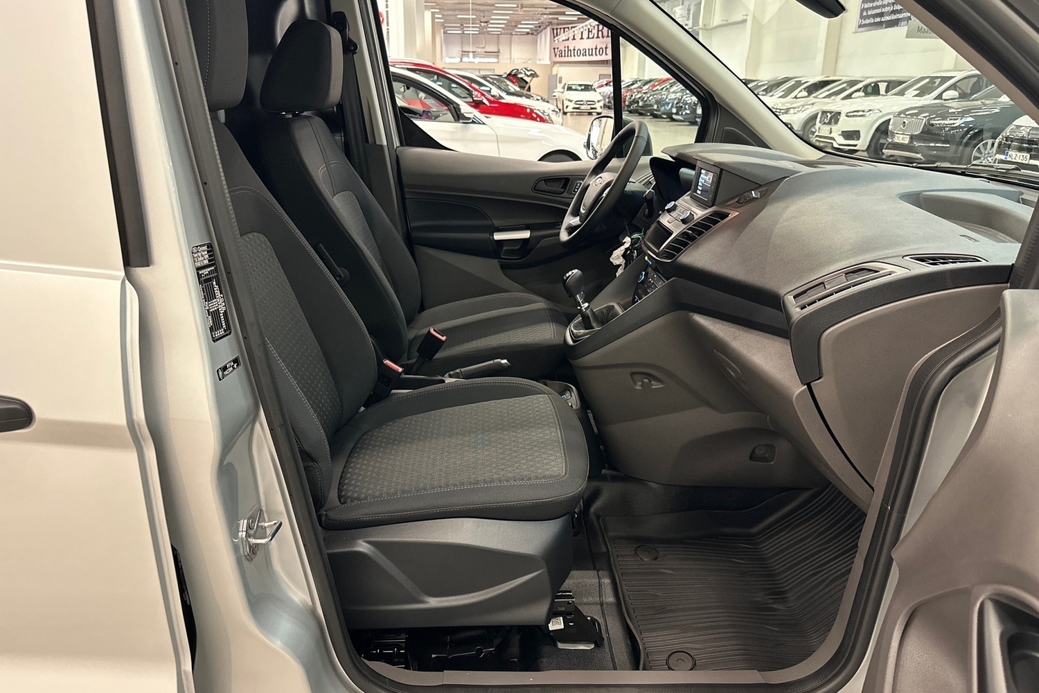Ford Transit Connect vaihtoauto