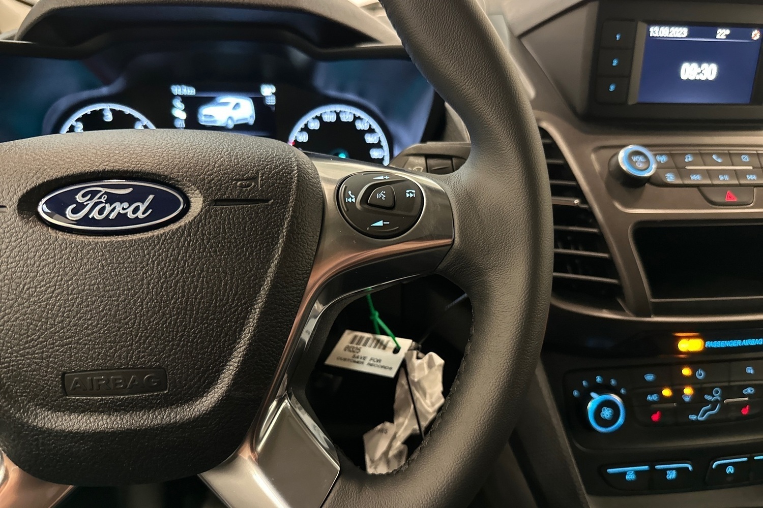 Ford Transit Connect vaihtoauto
