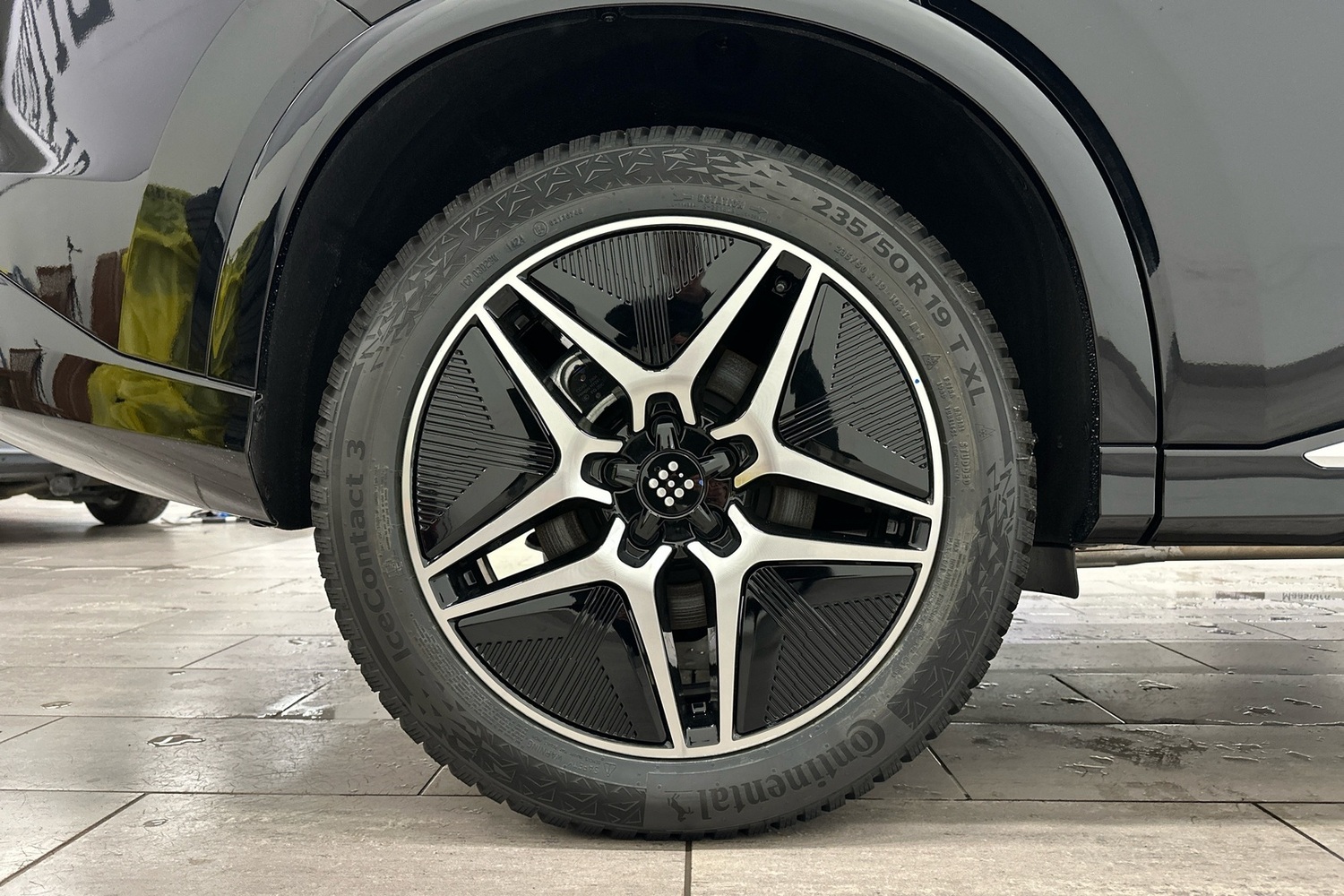 DFSK E5 vaihtoauto