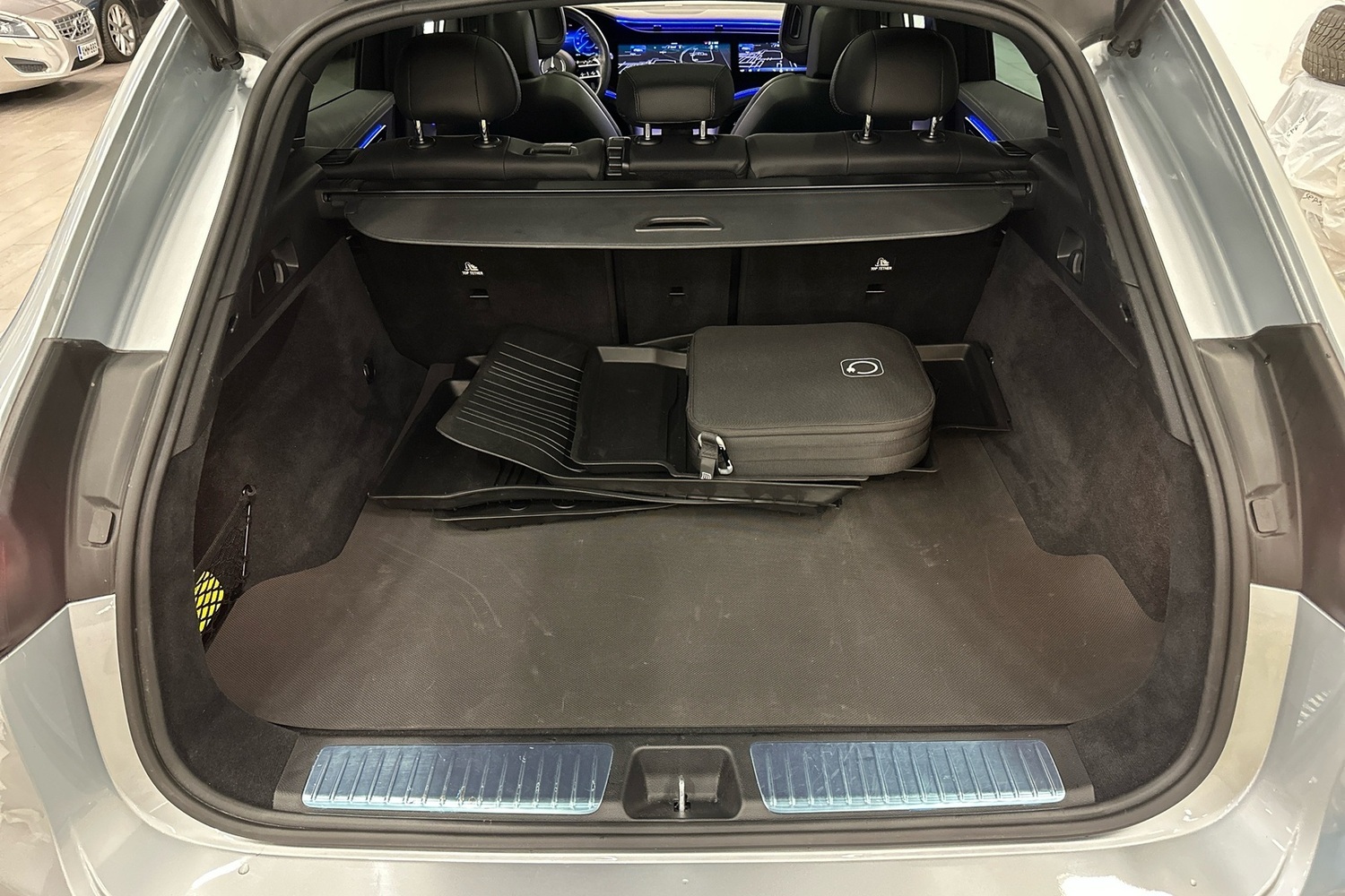 Mercedes-Benz EQE vaihtoauto