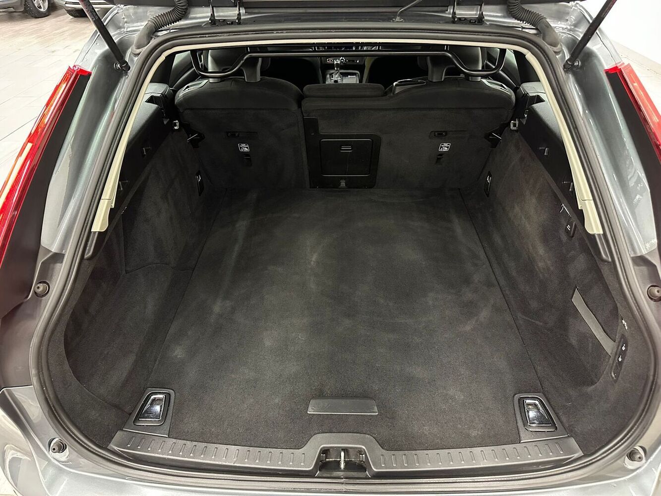 Volvo V90 Cross Country vaihtoauto