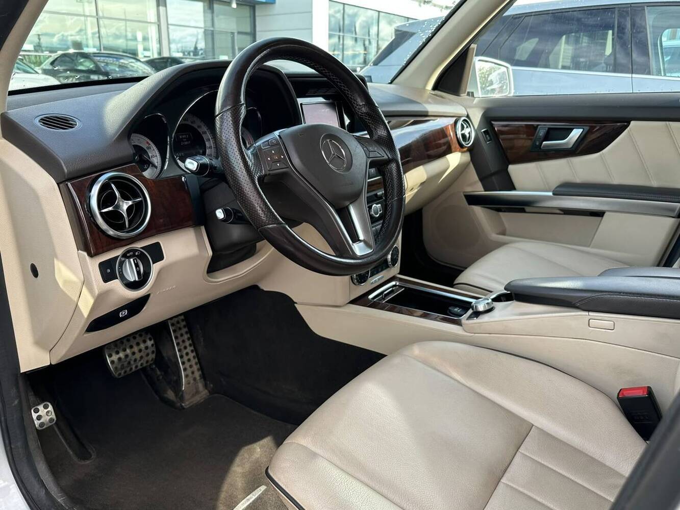 Mercedes-Benz GLK vaihtoauto