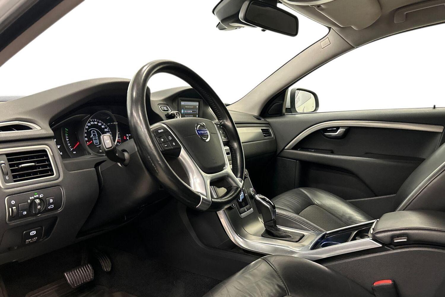 Volvo V70 vaihtoauto