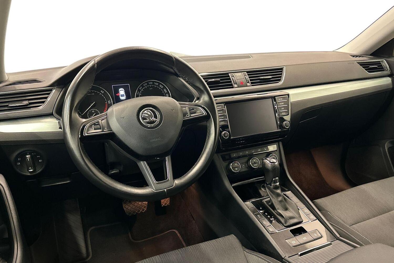 Skoda Superb vaihtoauto