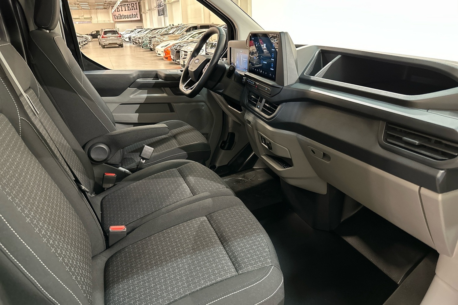 Ford Transit Custom vaihtoauto