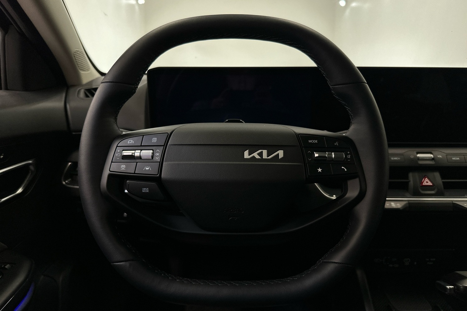 Kia K4 vaihtoauto