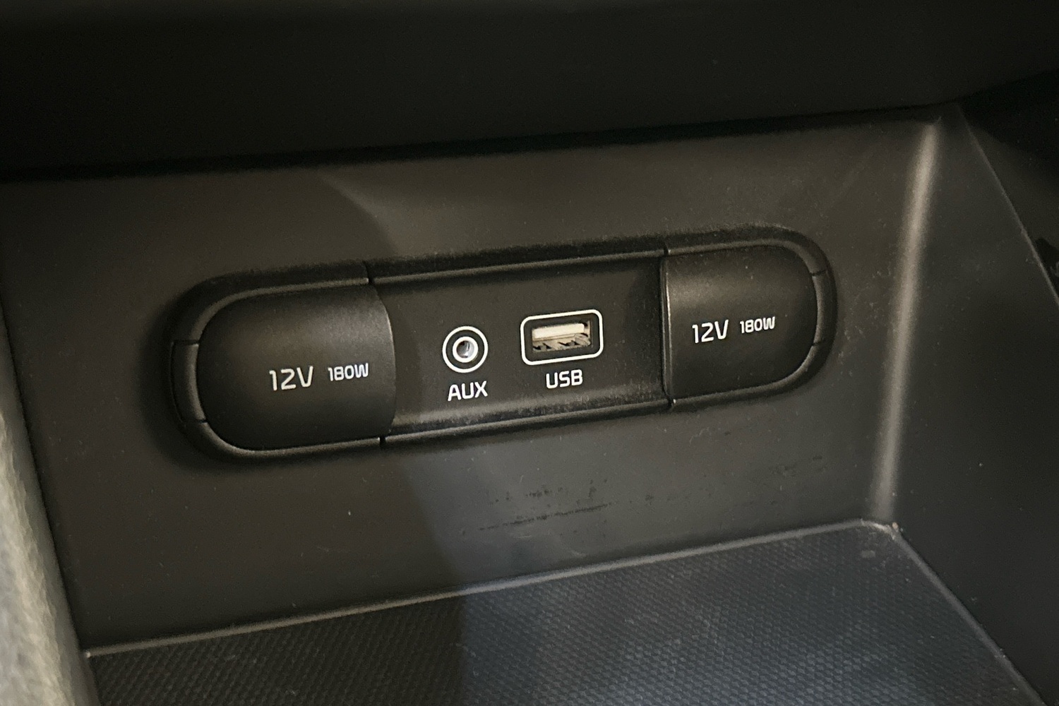 Kia Niro vaihtoauto