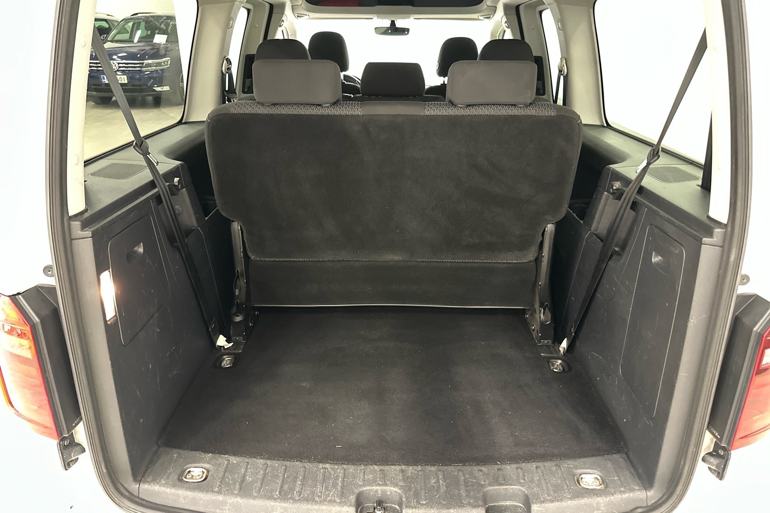 Volkswagen Caddy Maxi vaihtoauto