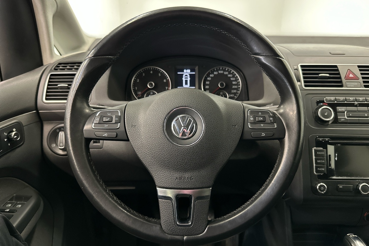 Volkswagen Touran vaihtoauto
