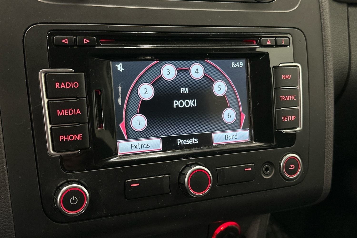 Volkswagen Touran vaihtoauto