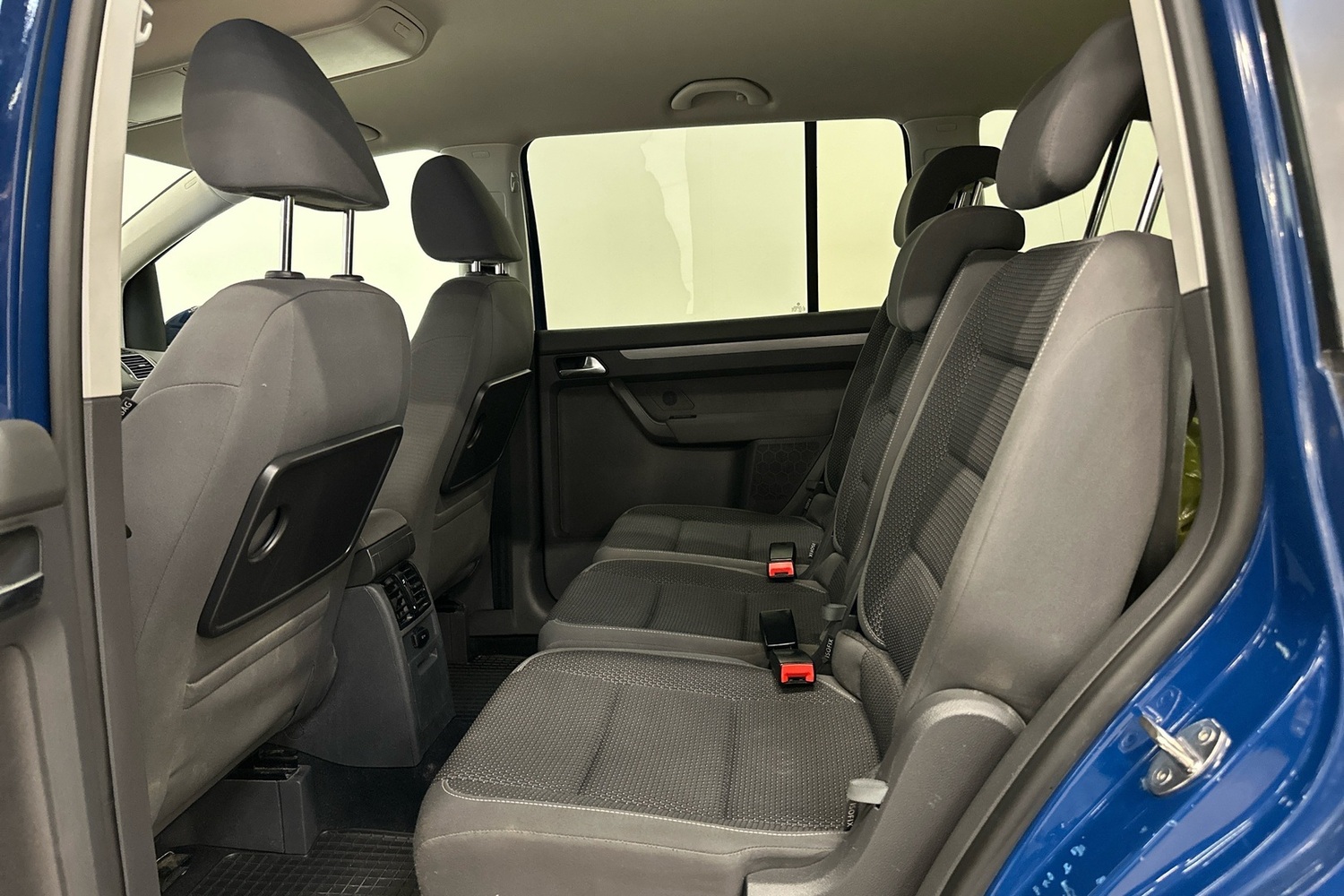 Volkswagen Touran vaihtoauto