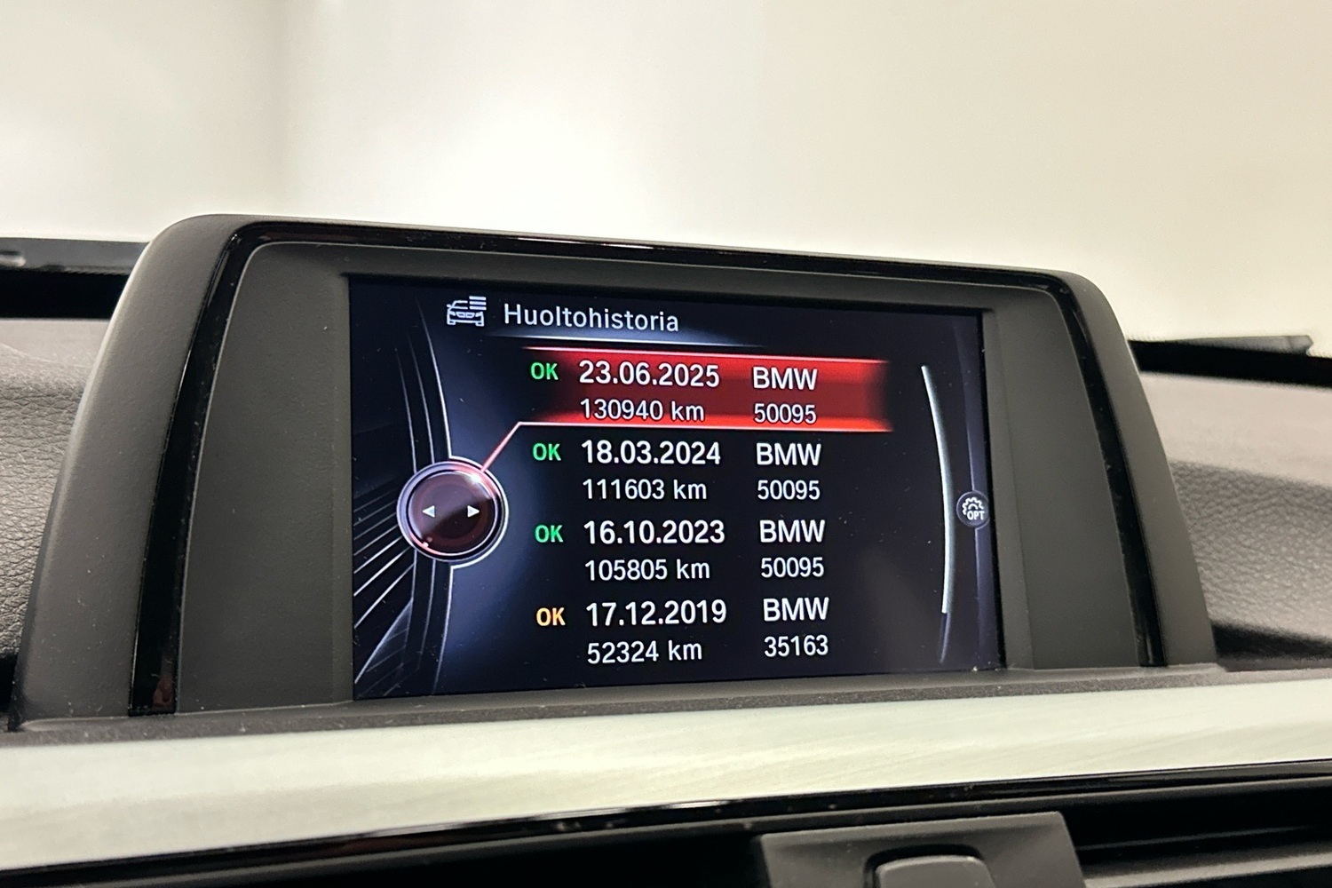BMW 320 vaihtoauto