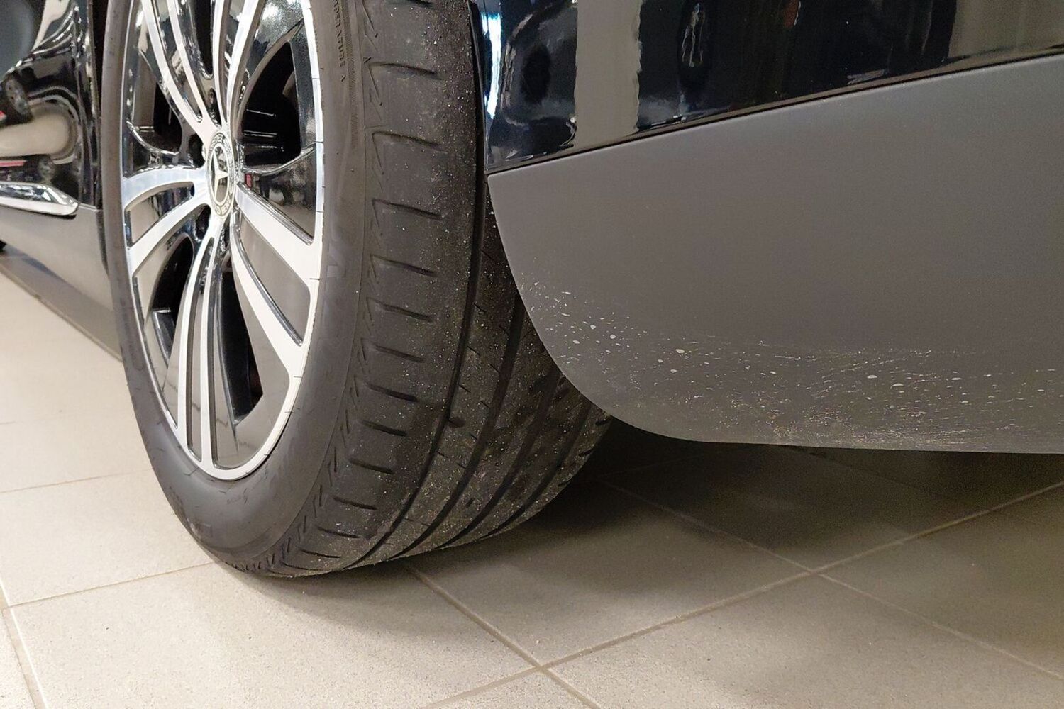 Mercedes-Benz EQE vaihtoauto