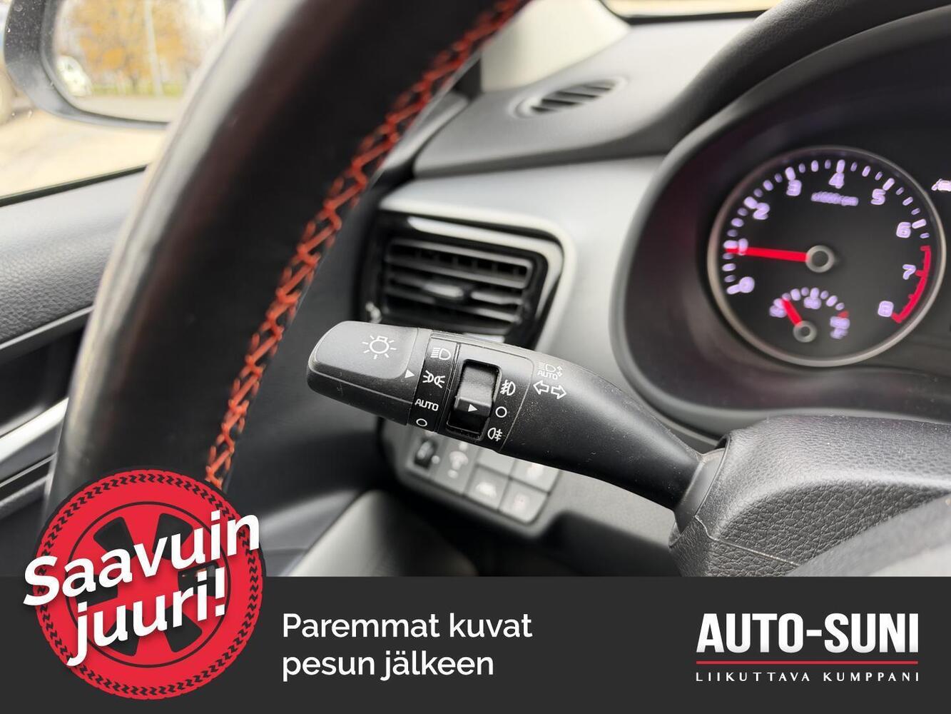 Kia Stonic vaihtoauto