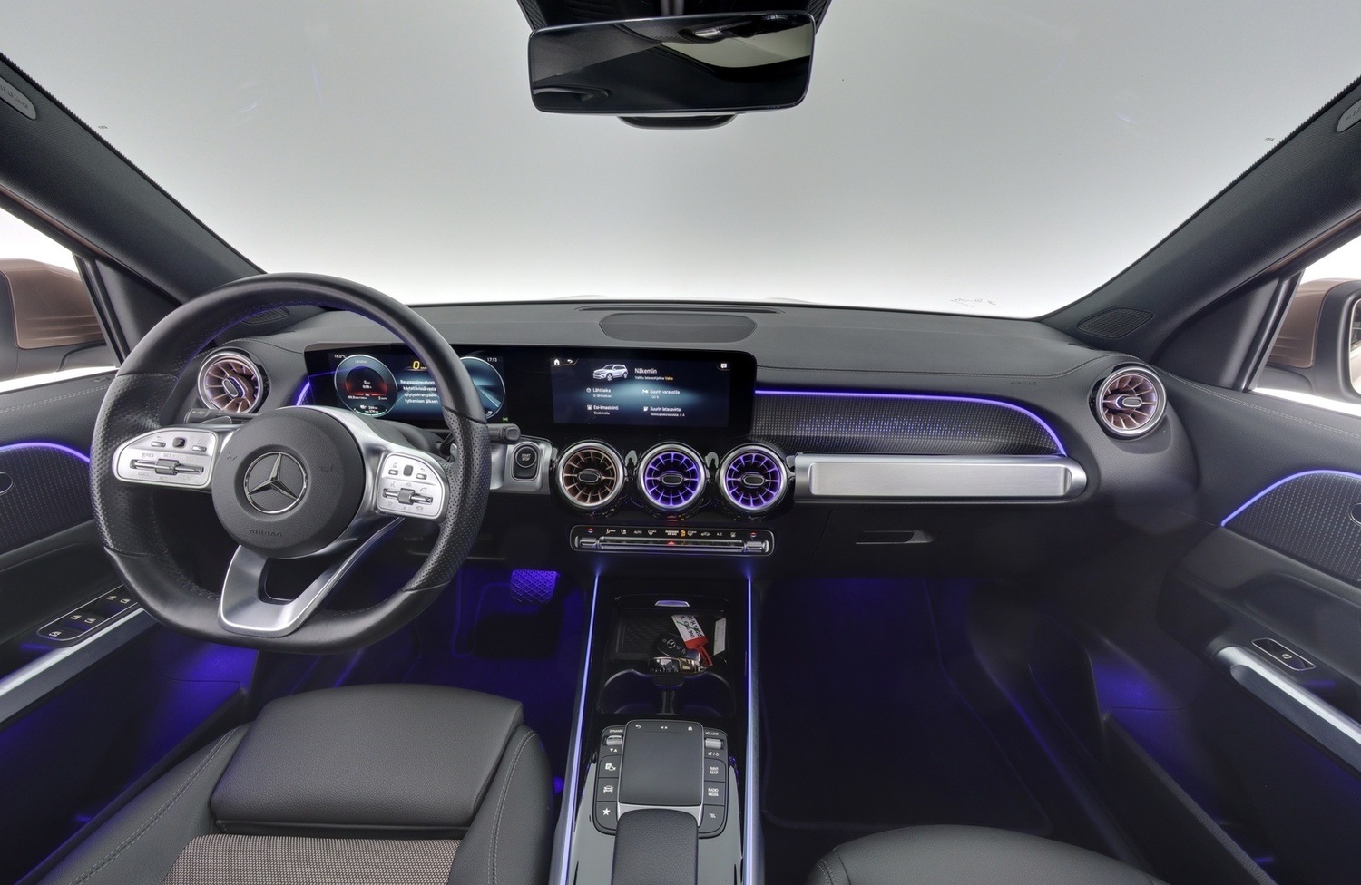 Mercedes-Benz EQB vaihtoauto