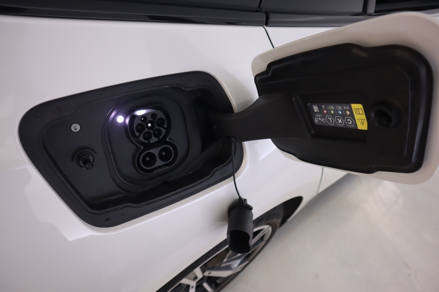BMW i5 vaihtoauto